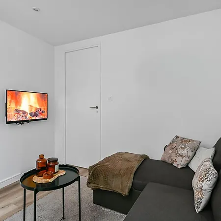 Apartment Le Felicie - Patio - Duplex - Paris & *